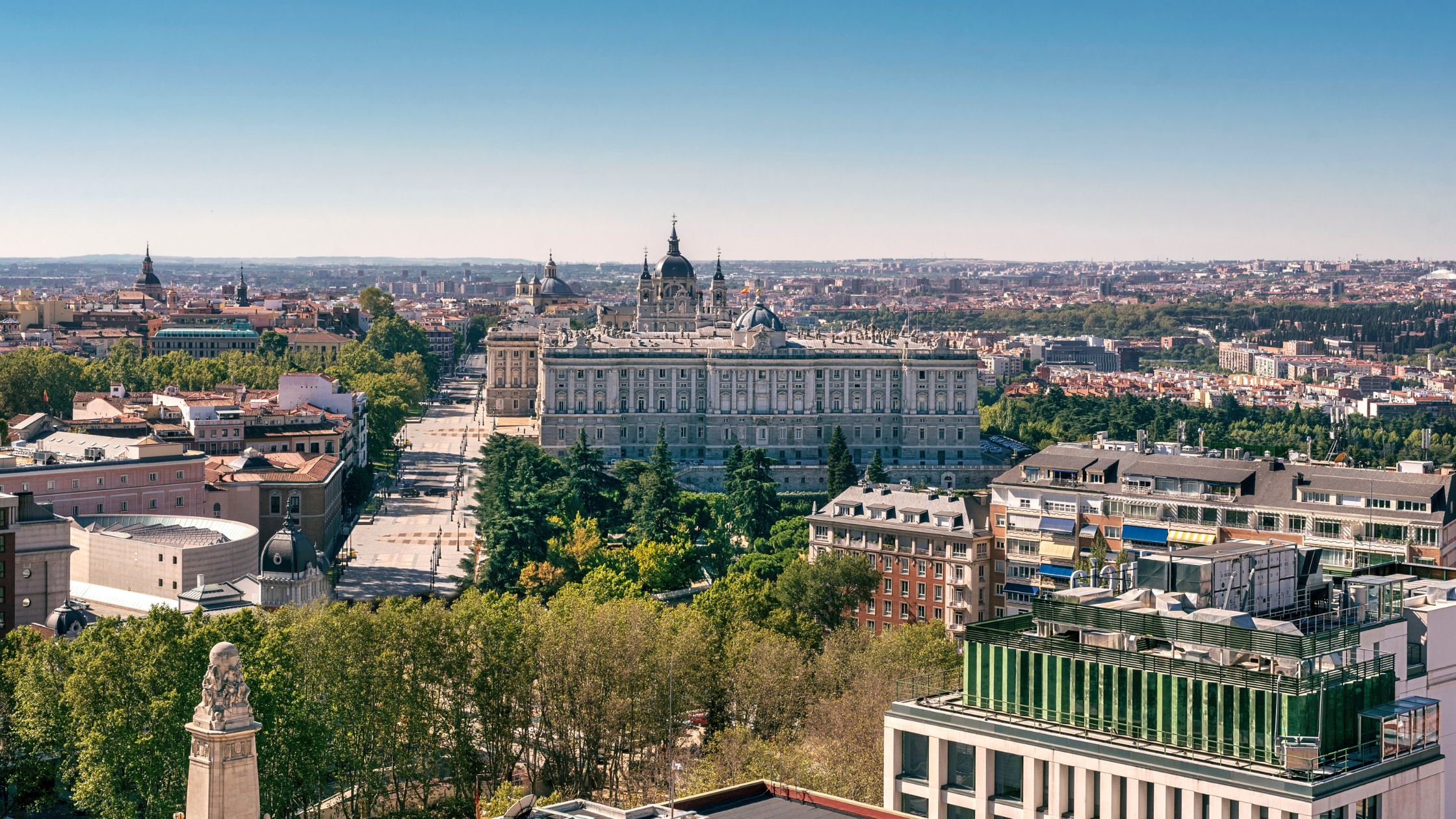 Descubre los mejores barrios para vivir con niños en Madrid